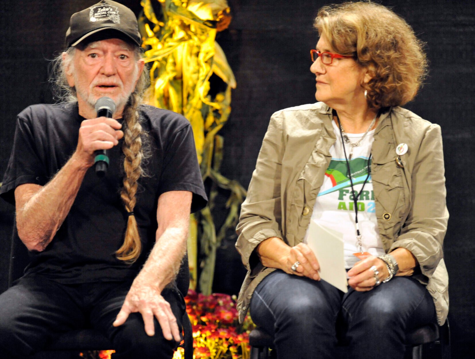 2013: Willie Nelson, Carolyn Mugar